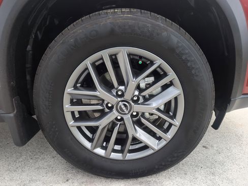 Used 2026 Nissan Rogue S image 13