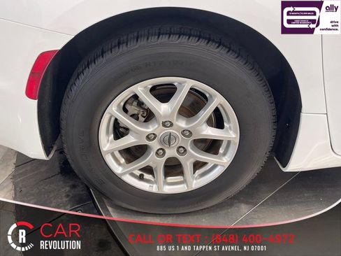 Used 2022 Chrysler Pacifica Touring-L image 52