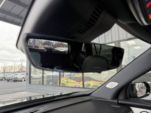 Used 2025 Buick Enclave Avenir w/ Super Cruise Package image 25