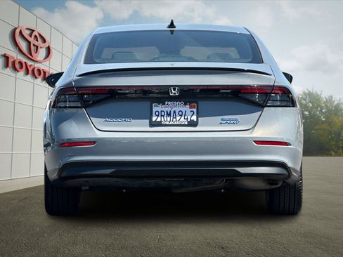 Used 2025 Honda Accord Sport image 4