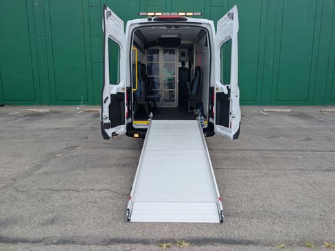 Used 2019 Ford Transit 250 148 High Roof Extended RWD image 24