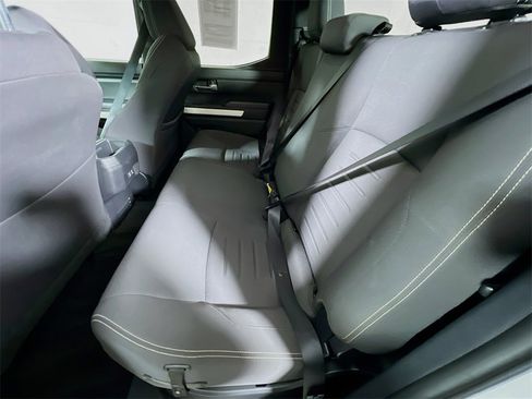 Used 2024 Toyota Tacoma TRD Off-Road image 21