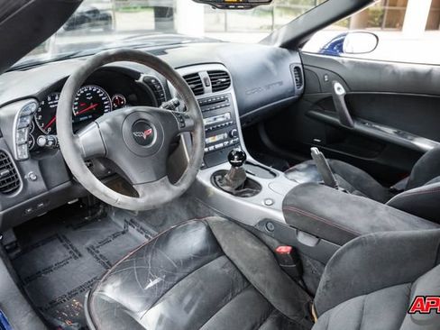 Used 2006 Chevrolet Corvette Z06 w/ Preferred Equipment Group RWD image 2