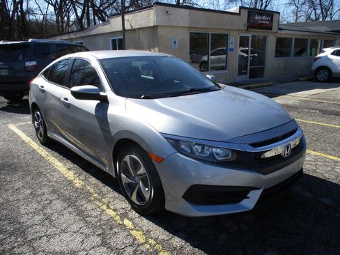 Used 2017 Honda Civic LX image 4
