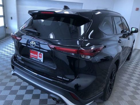 Certified 2025 Toyota Highlander XSE image 34
