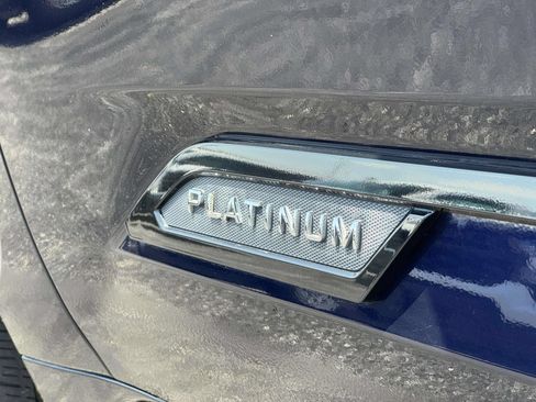 Used 2023 Toyota Tundra Platinum AWD/4WD image 32