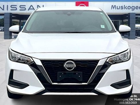 Used 2023 Nissan Sentra SV FWD image 2