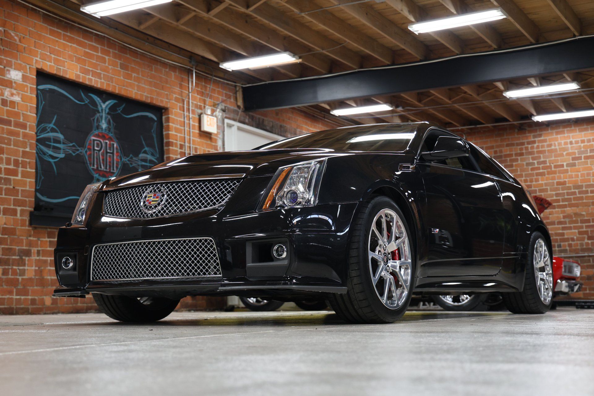 Used 2014 Cadillac CTS V w/ Wood Trim Package RWD image 4