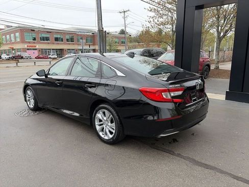 Used 2018 Honda Accord LX image 6