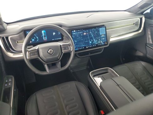 Used 2025 Rivian R1T Adventure image 15