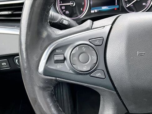 Used 2018 Buick Enclave Premium w/ Experience Buick Package image 22