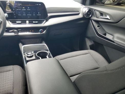 Used 2026 Chevrolet Equinox LT w/ Midnight Edition FWD image 13