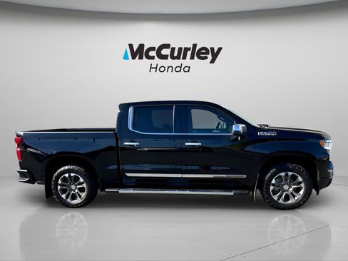 Used 2022 Chevrolet Silverado 1500 High Country image 2