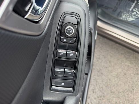 Used 2024 Subaru Forester Limited image 15