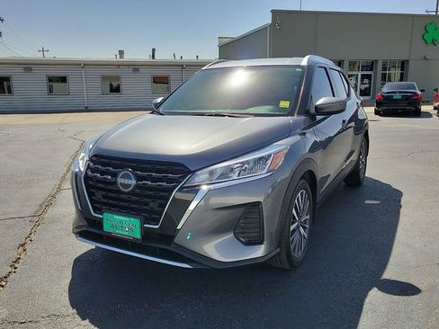 Used 2024 Nissan Kicks SV image 7