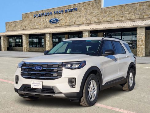 New 2026 Ford Explorer Active image 2