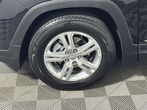 Used 2022 GMC Terrain SLE w/ Driver Convenience Package image 12