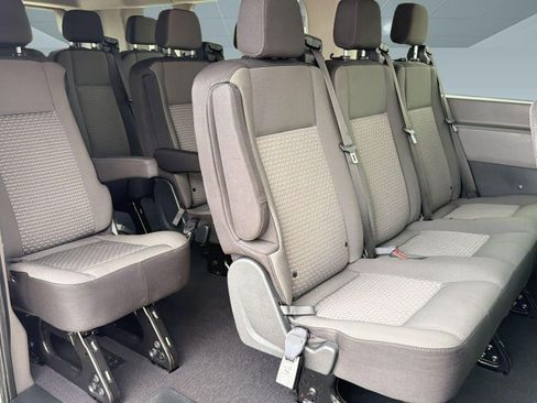 Used 2024 Ford Transit 350 XLT image 28