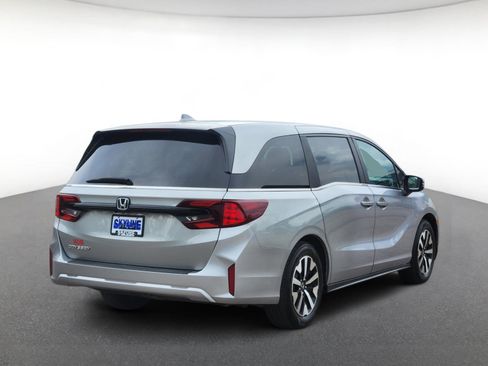 Used 2025 Honda Odyssey EX-L image 3