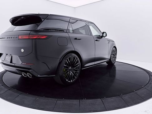 Used 2026 Land Rover Range Rover Sport SV AWD/4WD image 18