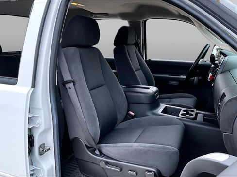 Used 2009 Chevrolet Silverado 1500 LT w/ Power Pack Plus RWD image 8