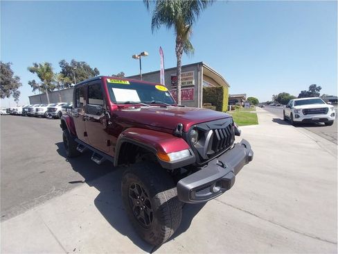 Used 2021 Jeep Gladiator Sport AWD/4WD image 3