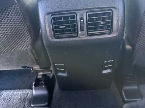 Used 2018 Toyota 4Runner SR5 AWD/4WD image 37