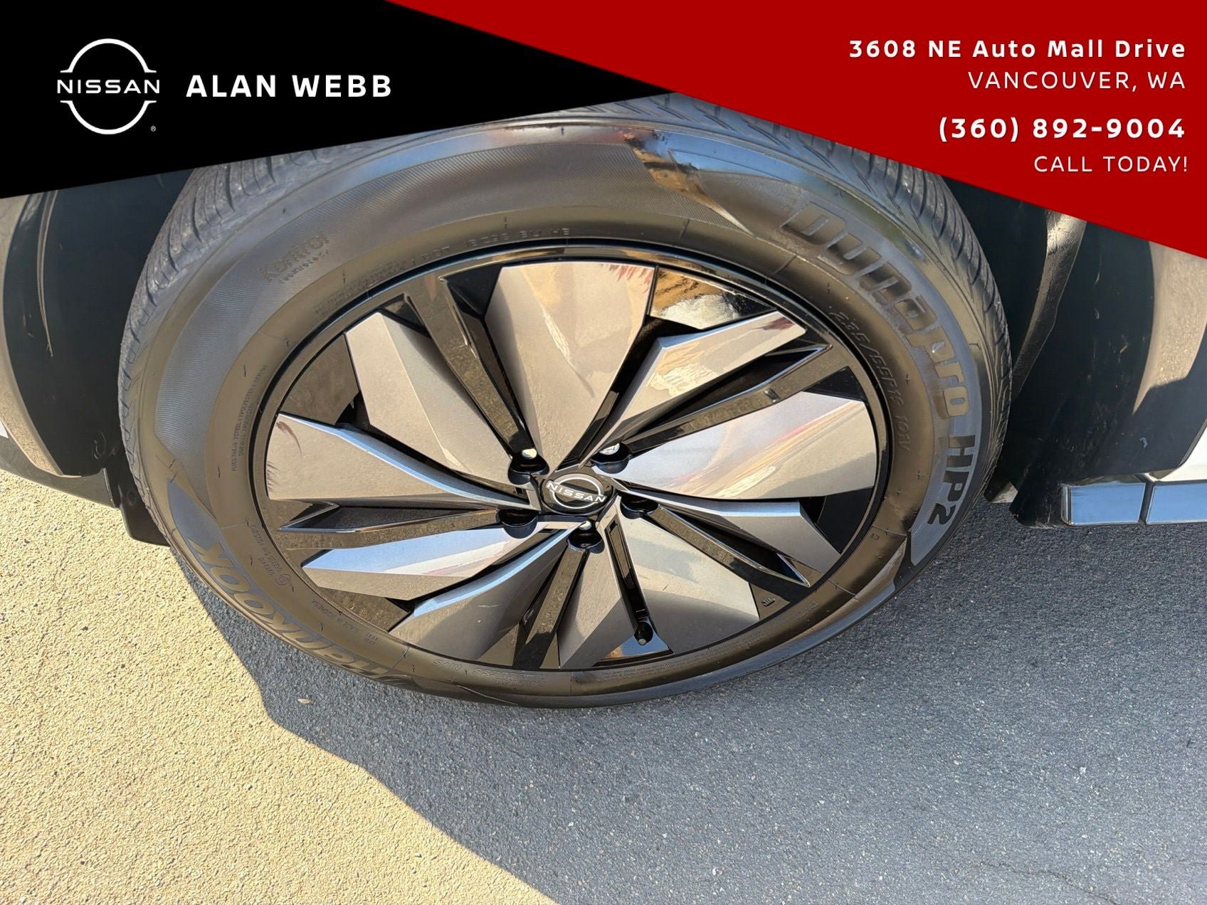 Used 2023 Nissan Ariya FWD image 34