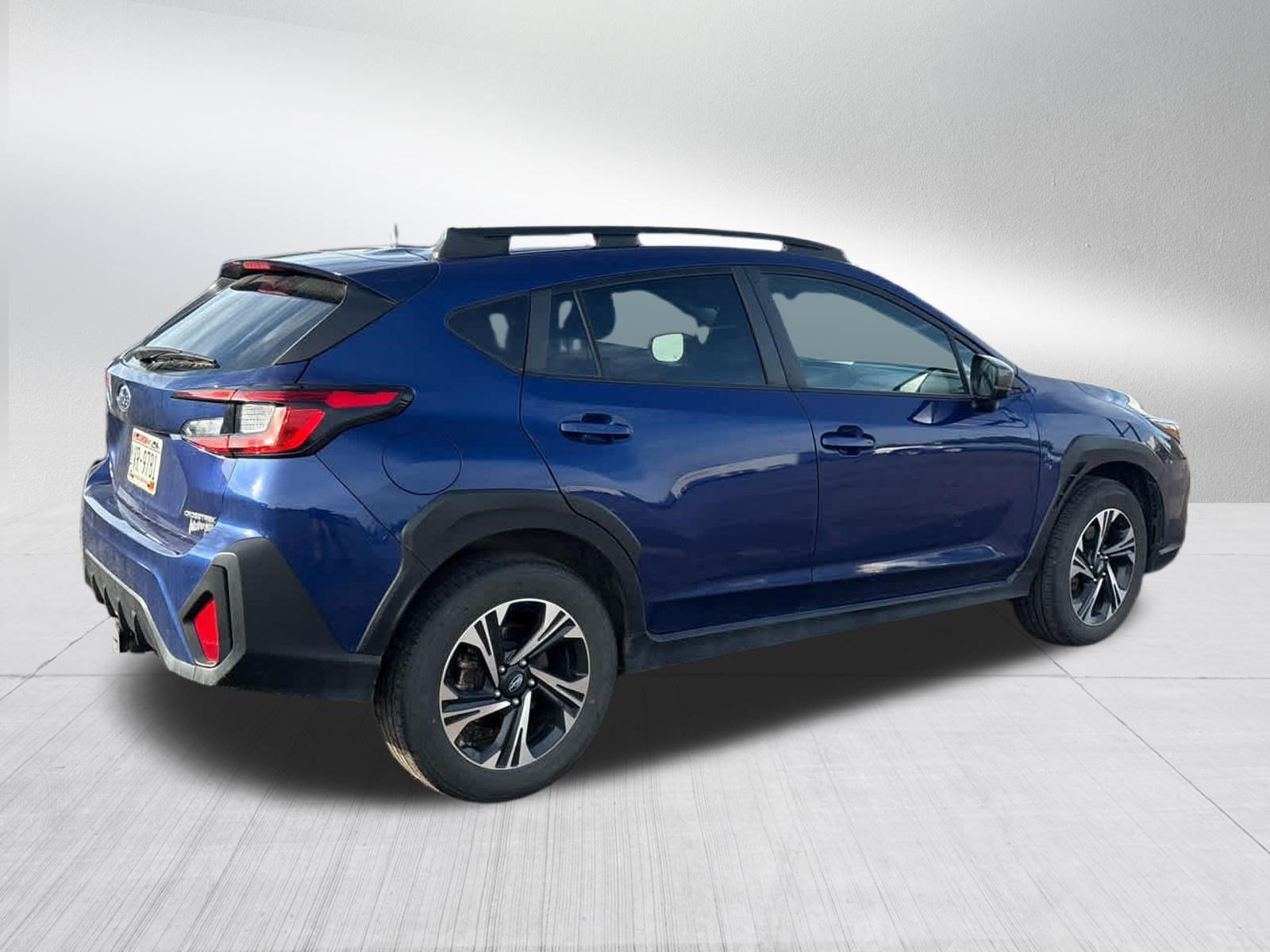 Used 2024 Subaru Crosstrek 2.0i Premium AWD/4WD image 9