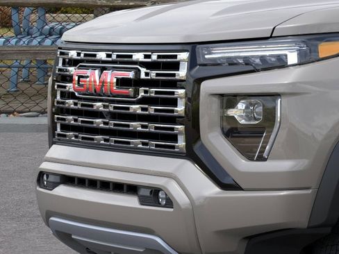 New 2026 GMC Canyon Denali AWD/4WD image 13