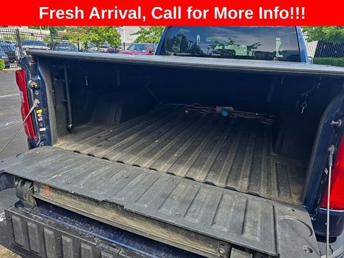 Used 2021 Chevrolet Silverado 1500 Custom w/ Safety Confidence Package AWD/4WD image 24