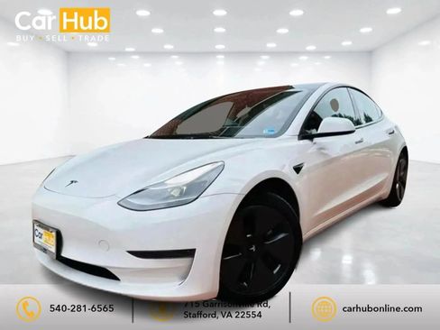 Used 2023 Tesla Model 3 Standard Range RWD image 3