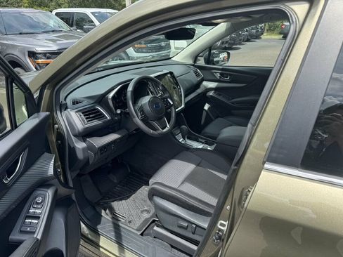 Used 2025 Subaru Ascent Premium AWD/4WD image 3