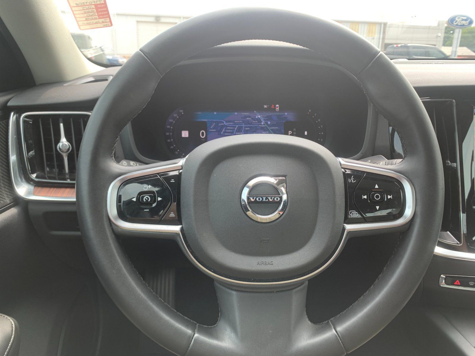 Used 2025 Volvo S60 B5 Plus AWD/4WD image 27