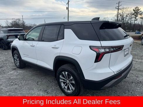 New 2026 Chevrolet Equinox LT w/ Convenience Package II FWD image 19
