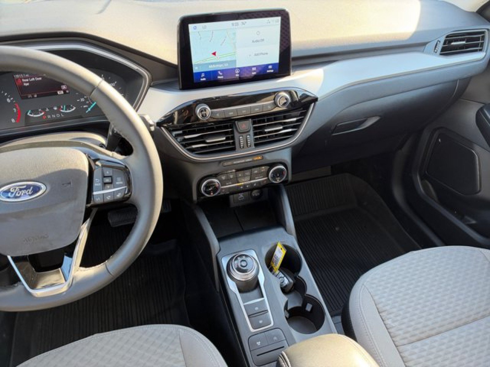 Used 2022 Ford Escape SE w/ SE Sport Appearance Package AWD/4WD image 14