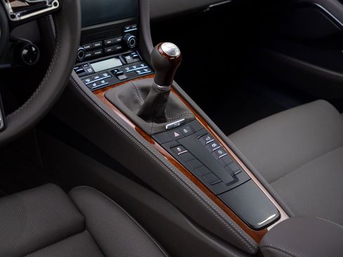 Certified 2025 Porsche 718 Cayman S RWD image 13