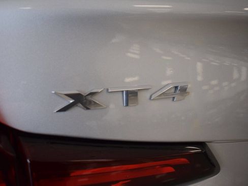 Used 2020 Cadillac XT4 Premium Luxury image 14