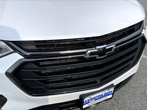 Used 2021 Chevrolet Traverse Premier w/ Redline Edition image 34