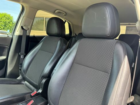 Used 2019 Buick Encore Preferred FWD image 24