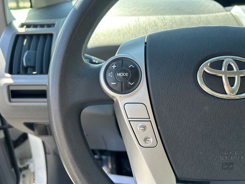 Used 2012 Toyota Prius V Two image 14