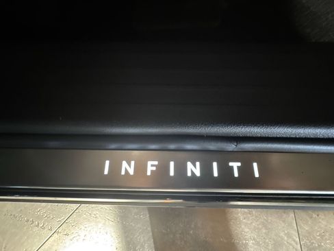 Certified 2026 INFINITI QX60 Luxe w/ Family Package AWD/4WD image 20