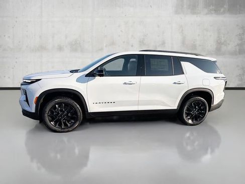 New 2026 Chevrolet Traverse LT w/ Midnight/Sport Edition image 8