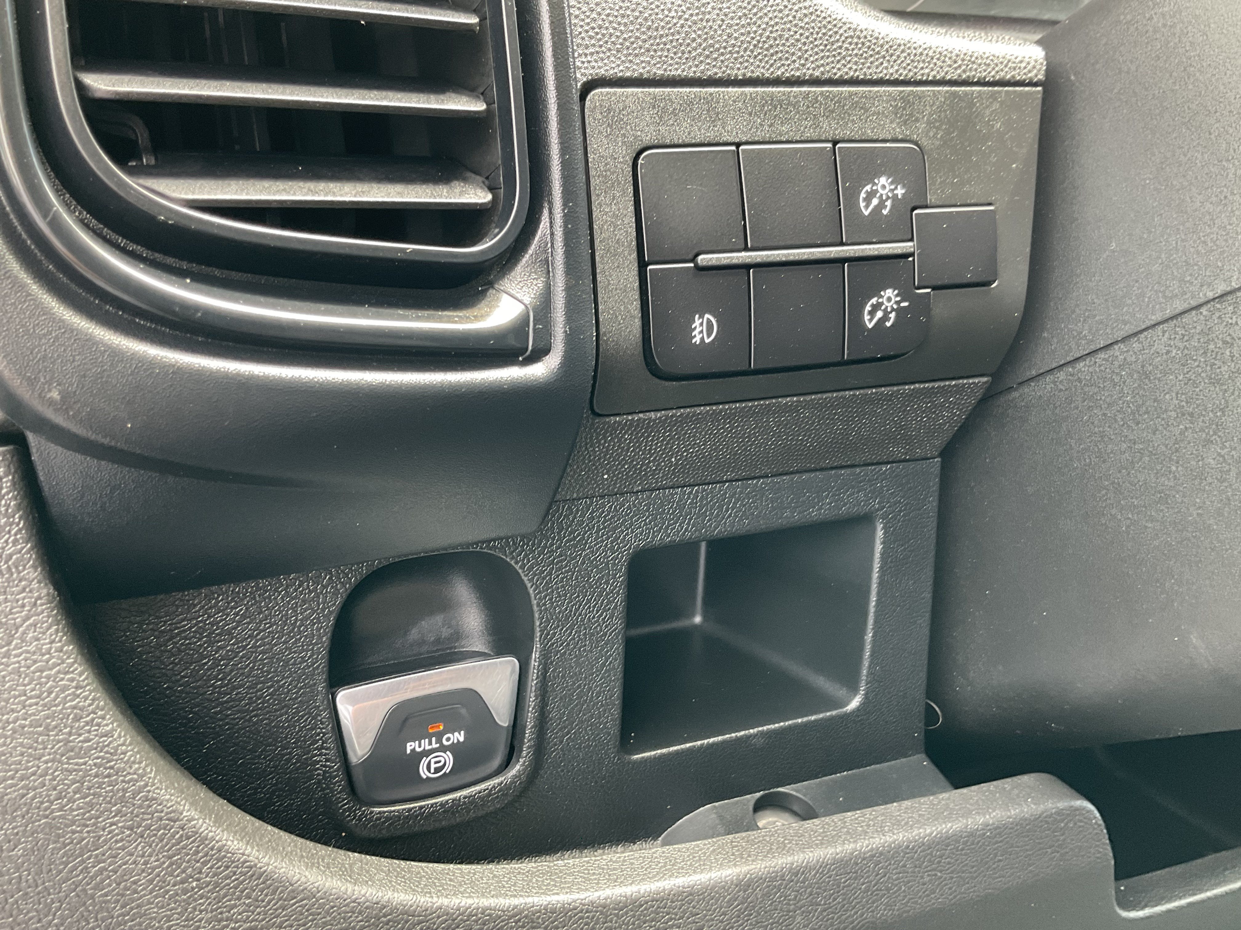 Used 2025 RAM ProMaster 2500 w/ Convenience Group FWD image 24