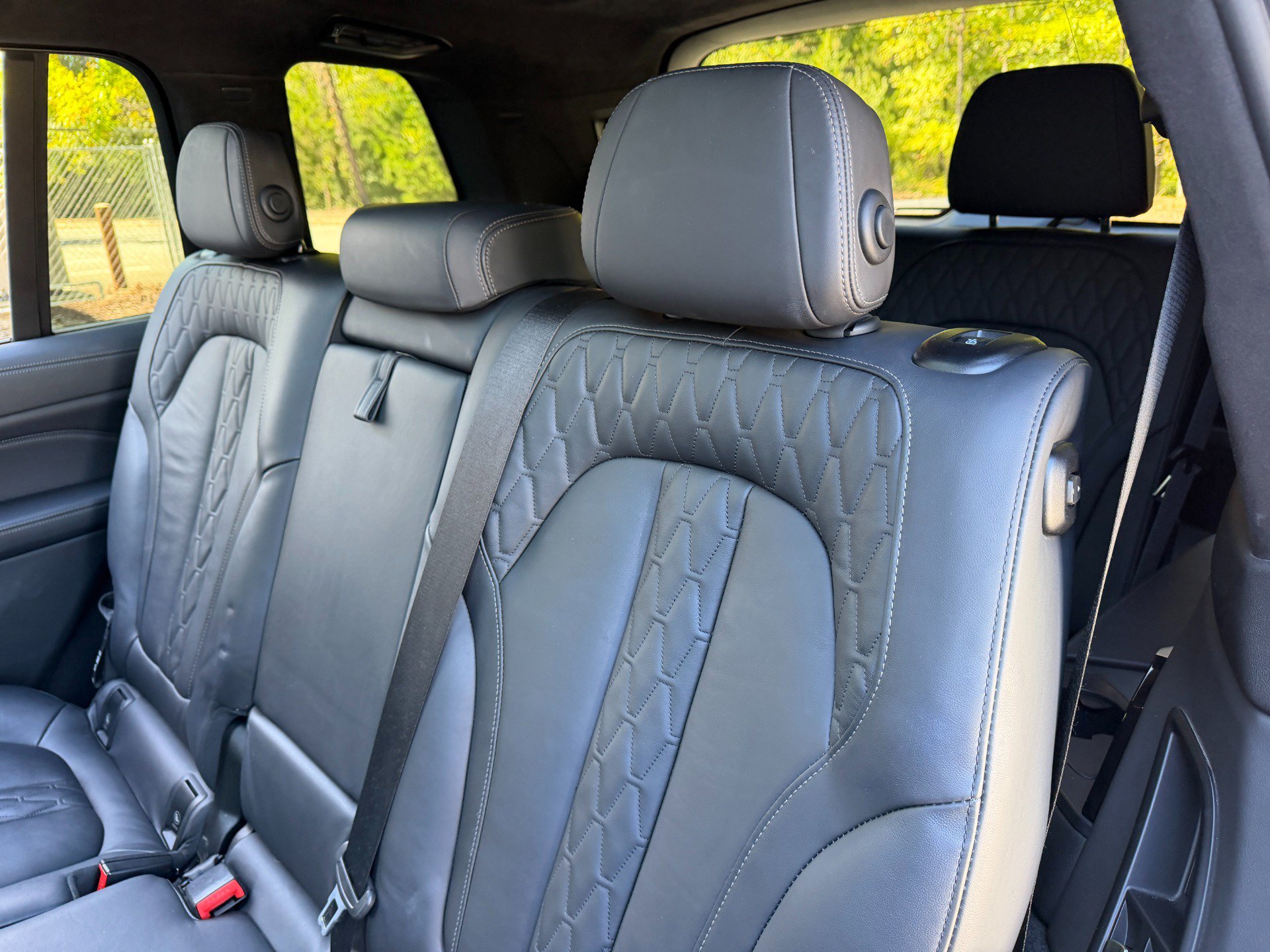 Used 2023 BMW X7 M60i AWD/4WD image 54