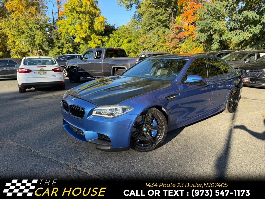 Used 2016 BMW M5 RWD image 1