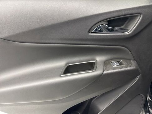 Used 2024 Chevrolet Equinox LT image 23