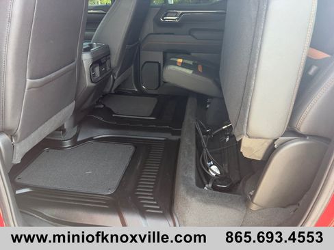 Used 2025 GMC Sierra 1500 AT4 w/ AT4 Premium Package AWD/4WD image 16