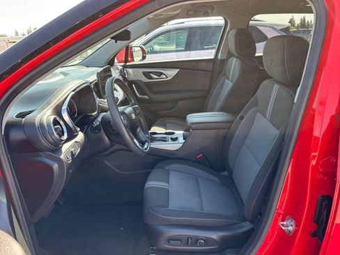 Used 2025 Chevrolet Blazer LT FWD image 27