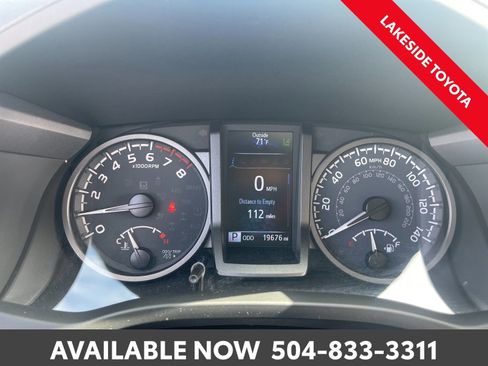 Used 2023 Toyota Tacoma TRD Off-Road image 38